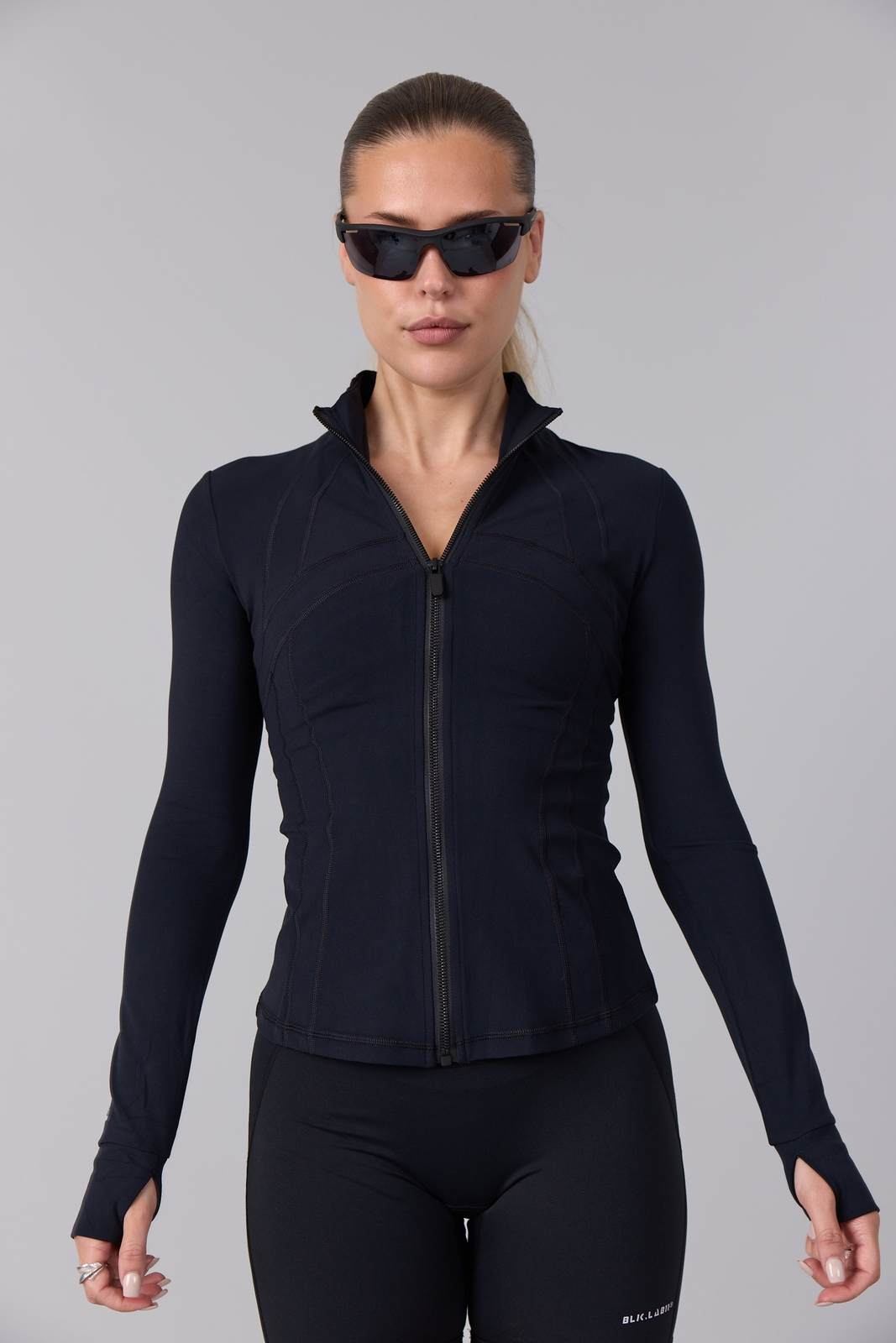 11ATTRACHT FULL ZIP LS BLOUSE