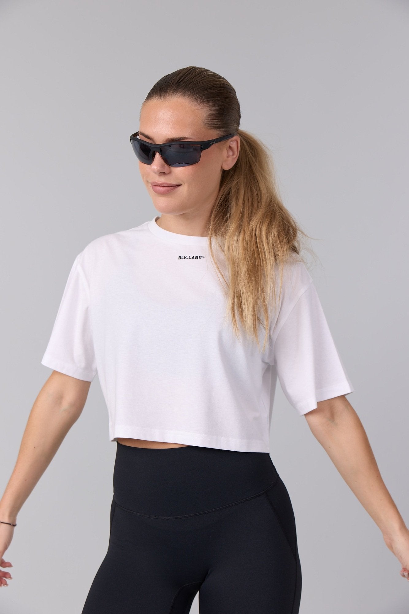 11CLARITY CROP TOP