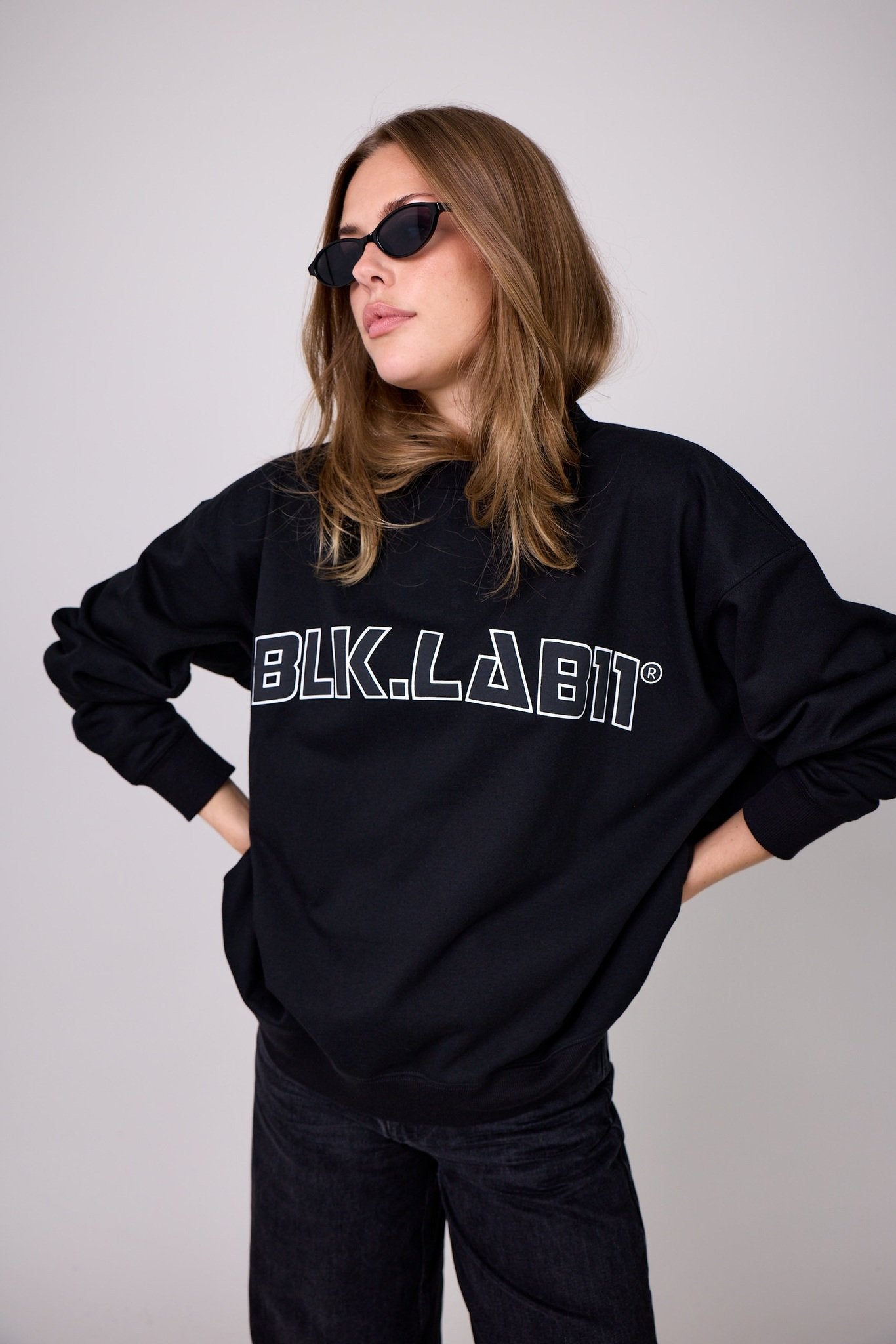 11WILD CREW NECK